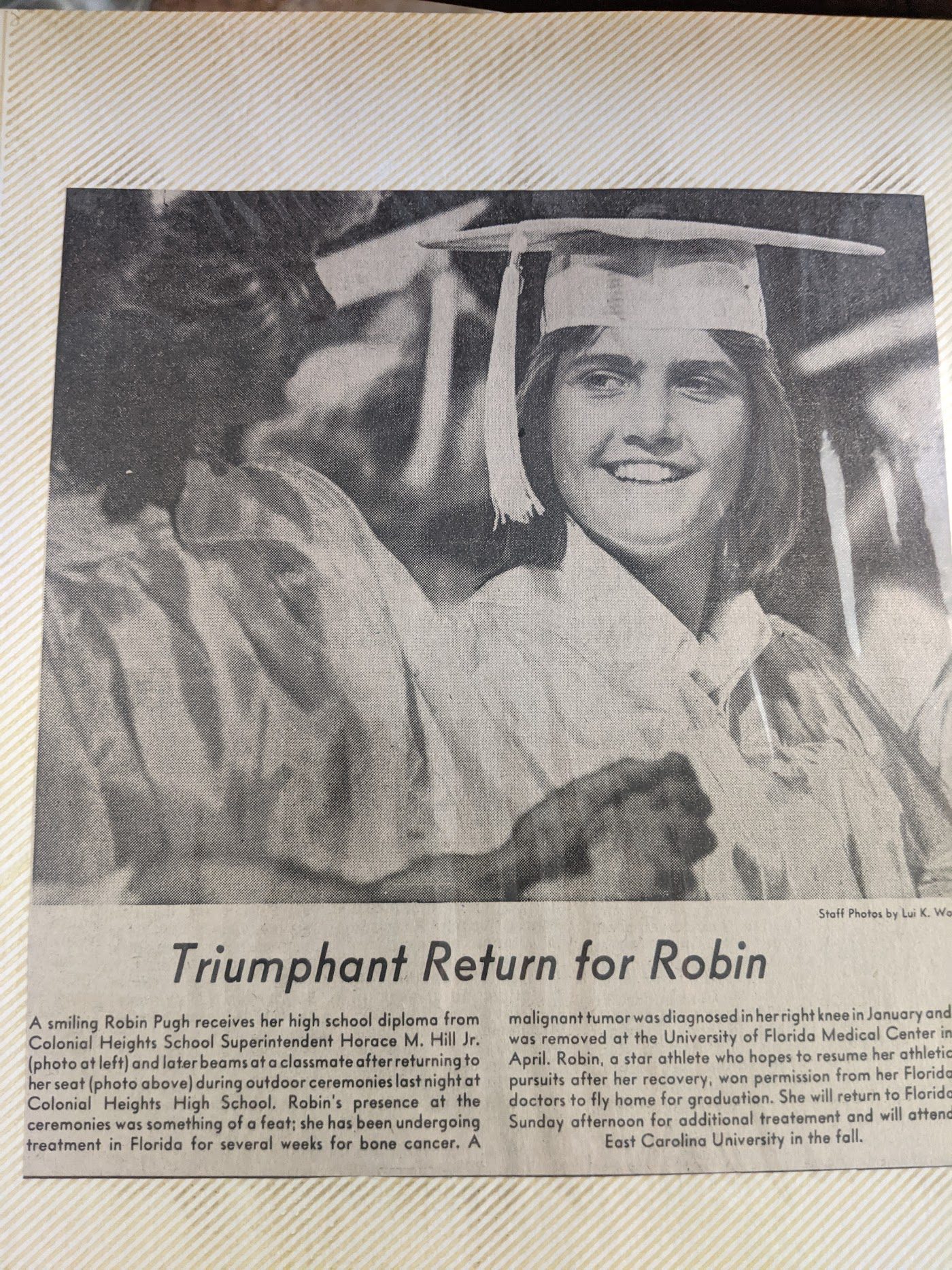 Newspaper clipping: Triumphant Return for Robin